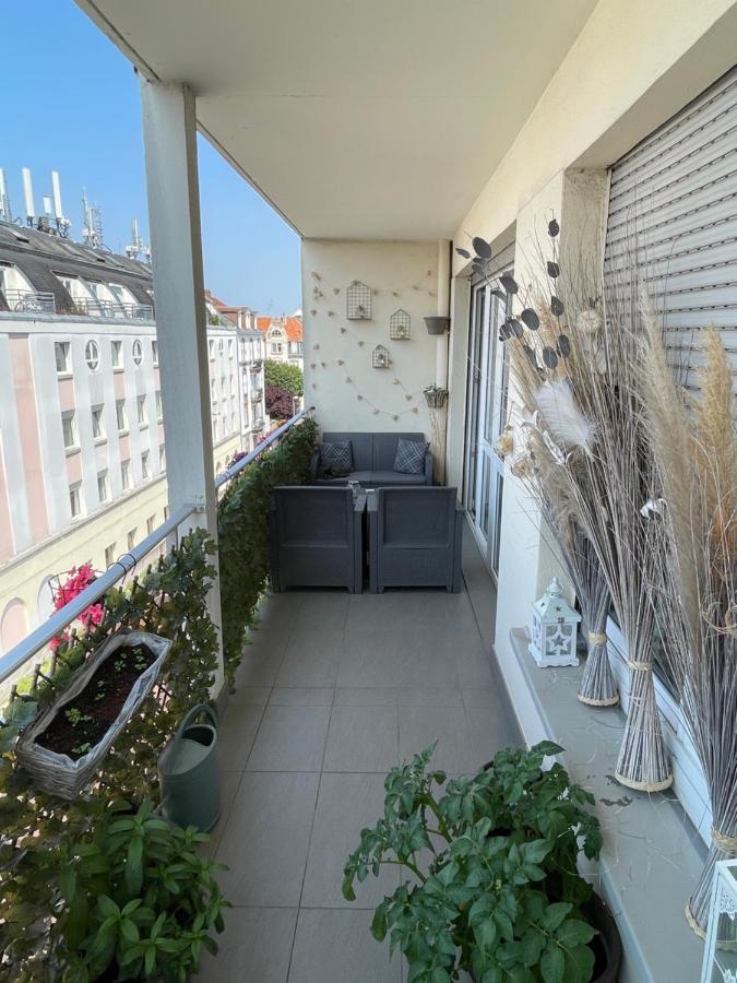 Guest Room "We Are With You In This Flat" Strasbourg Luaran gambar